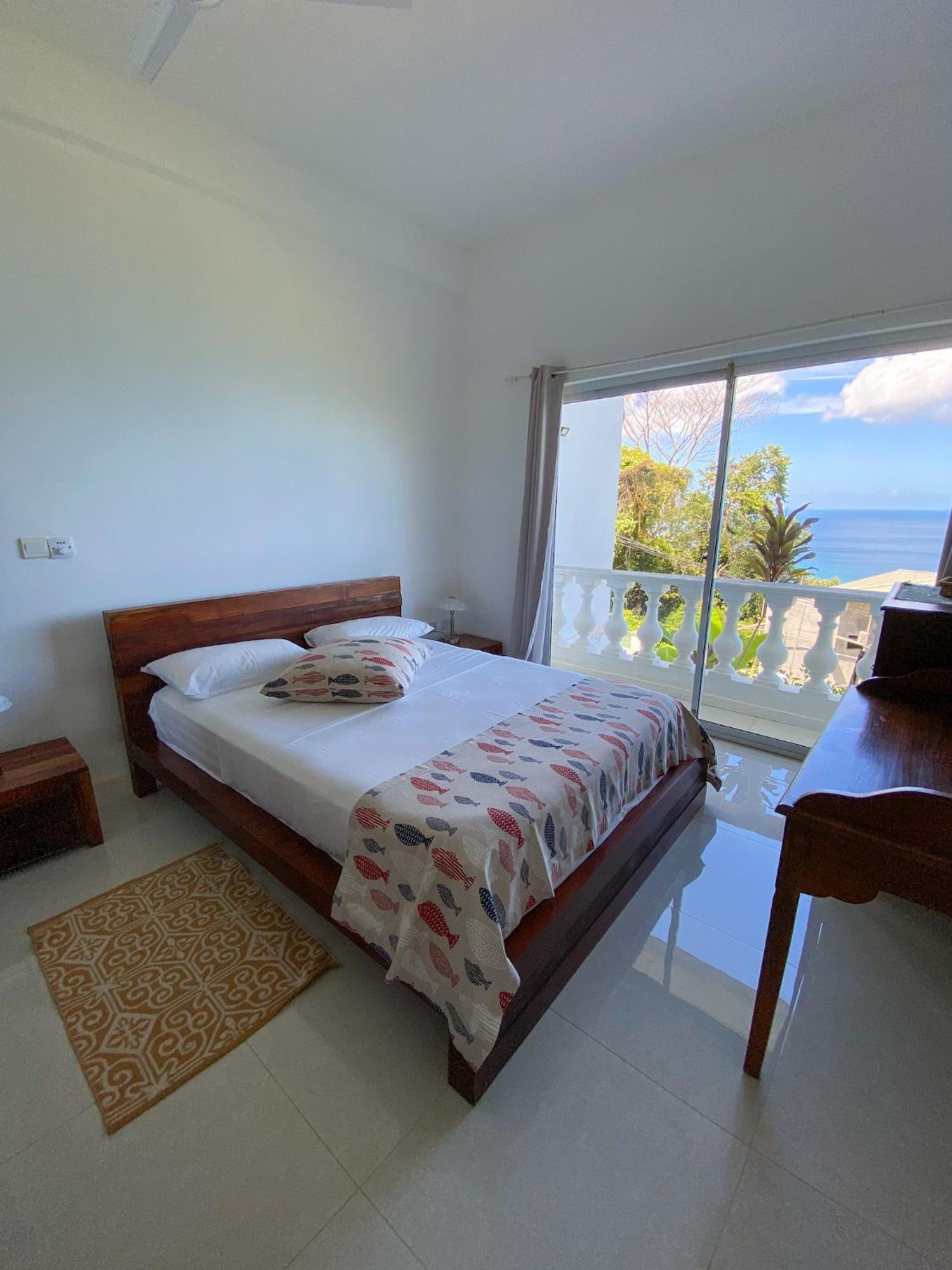 Reve Bleu Villa Glacis  Exterior photo